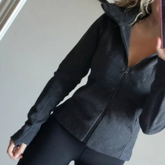 Lululemon Jacket - Picture 6 of 6